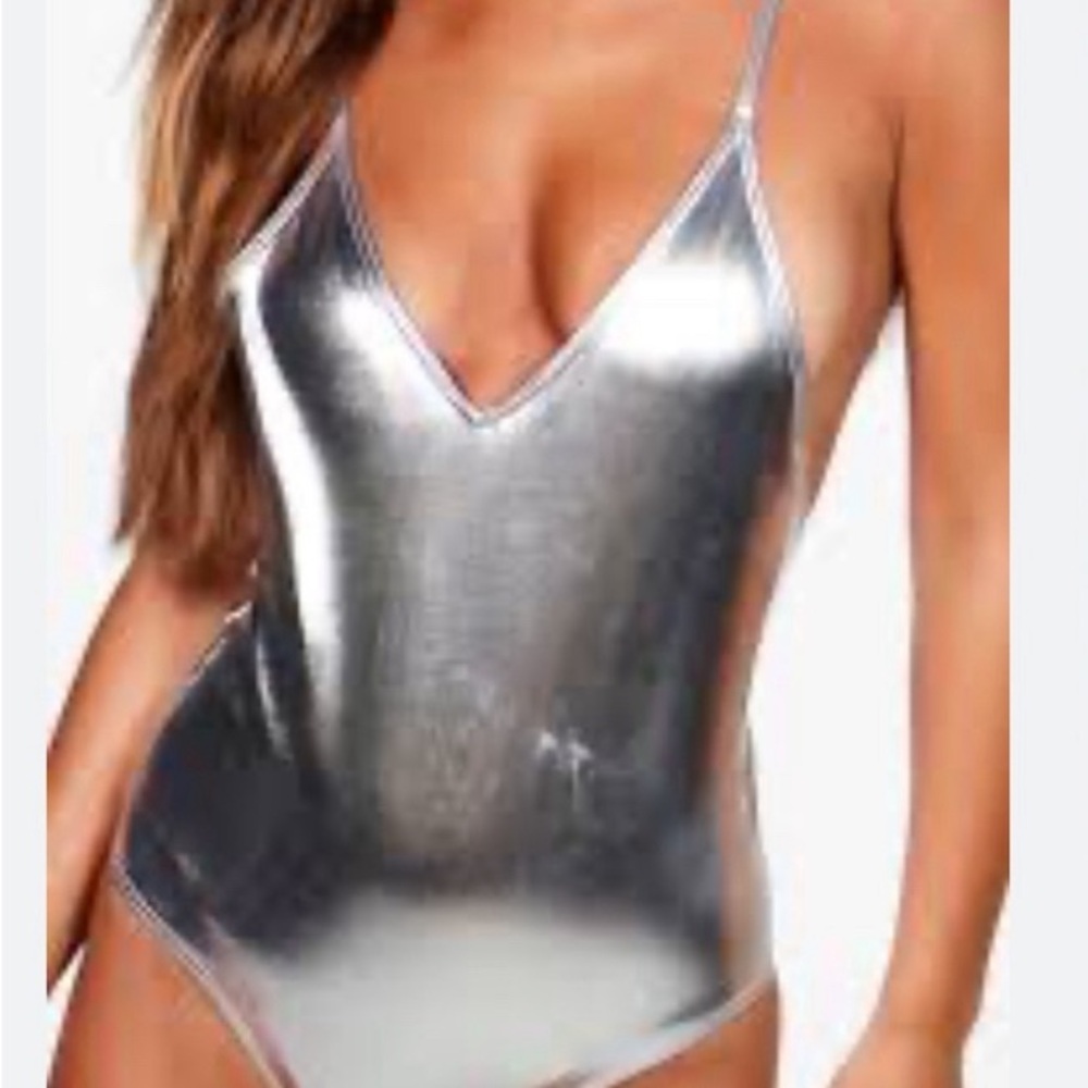 SHEIN Silver Metallic V-Neck Spaghetti Strap Bodysuit
